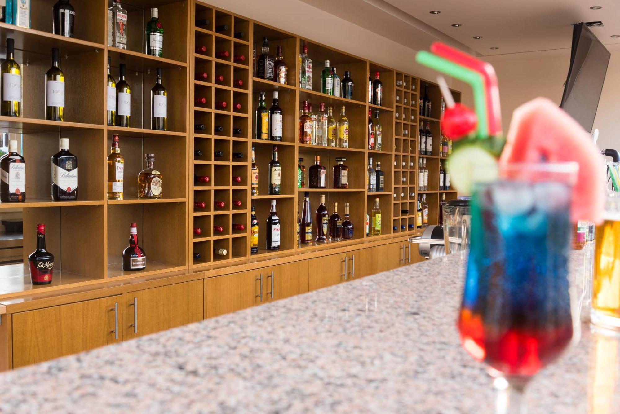 Amaryllis Front Beach Hotel Λάρδος Εξωτερικό φωτογραφία